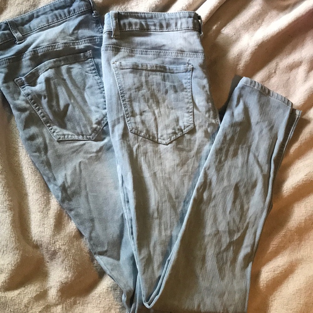 Light wash jeans